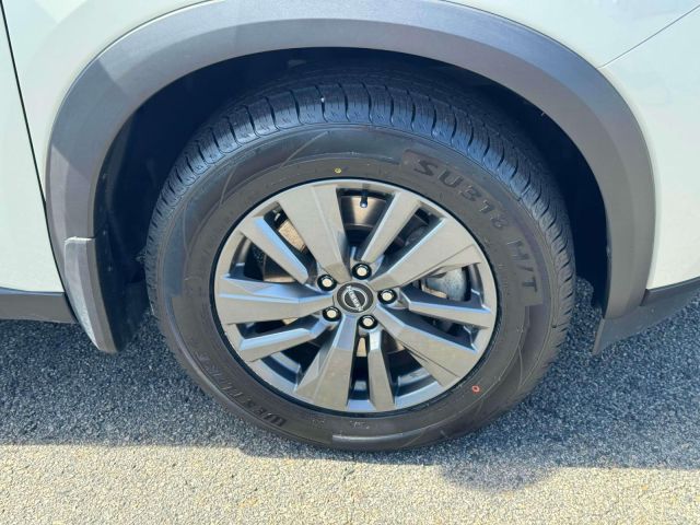 2024 Nissan Pathfinder SV 4WD