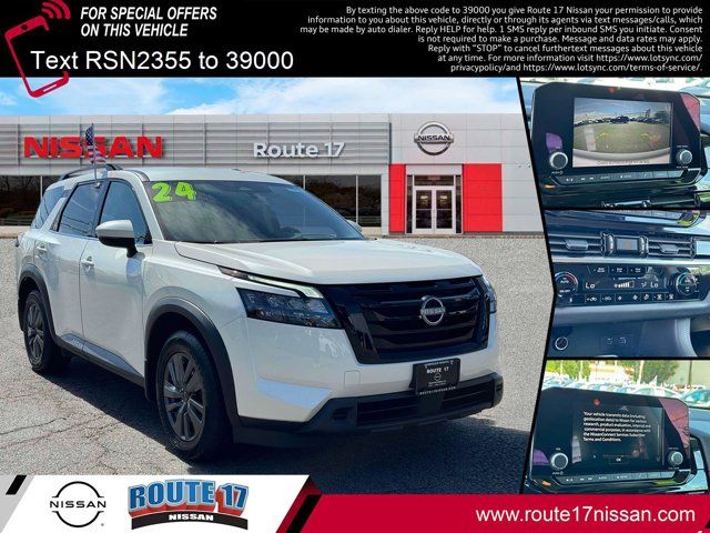2024 Nissan Pathfinder SV