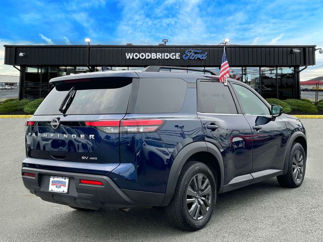 2024 Nissan Pathfinder SV 4WD