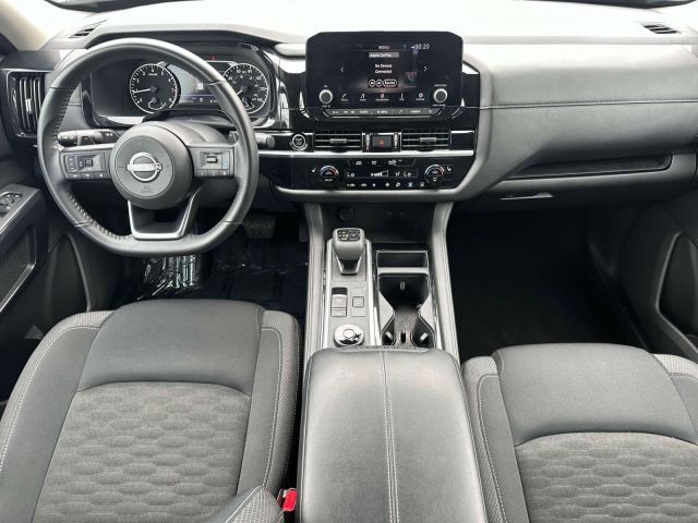 2024 Nissan Pathfinder SV 4WD