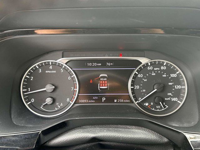 2024 Nissan Pathfinder SV