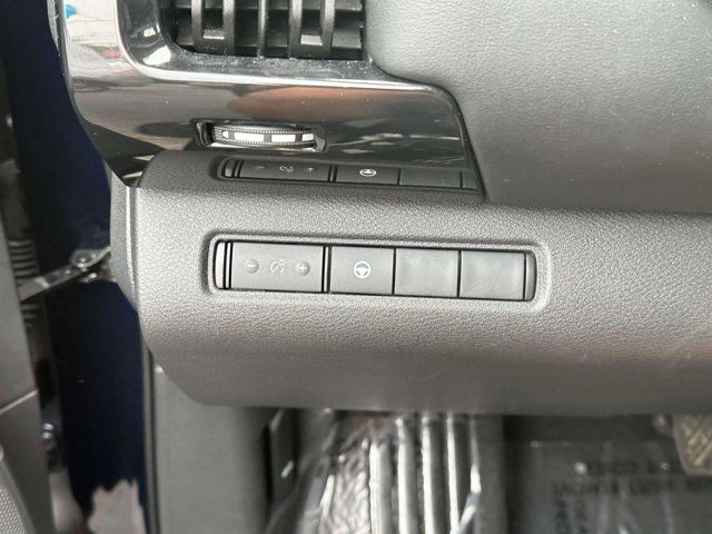 2024 Nissan Pathfinder SV 2024 Nissan Pathfinder SV