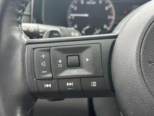 2024 Nissan Pathfinder SV 4WD