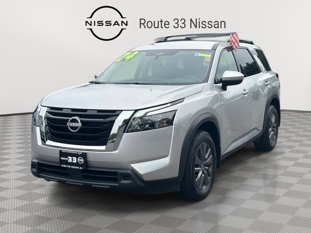 2024 Nissan Pathfinder SV