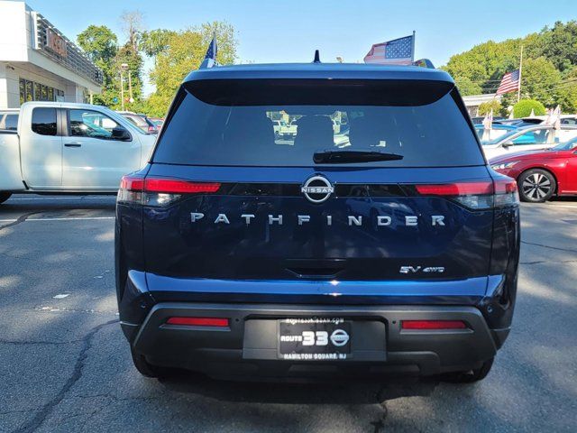 2024 Nissan Pathfinder SV
