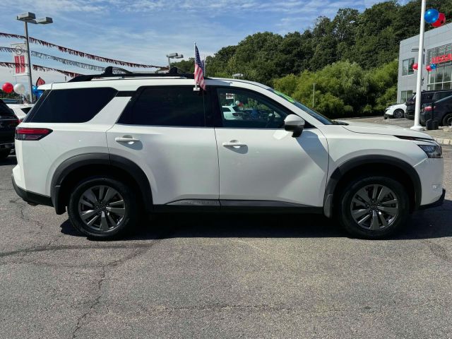 2024 Nissan Pathfinder SV 4WD
