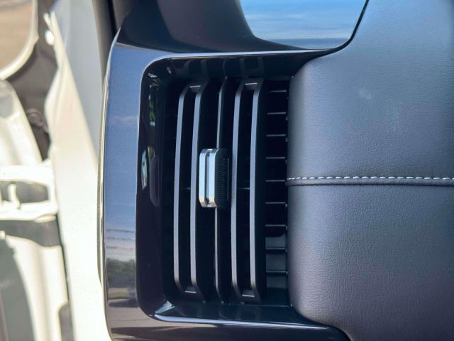 2024 Nissan Pathfinder SV 4WD