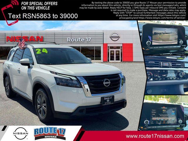 2024 Nissan Pathfinder SV