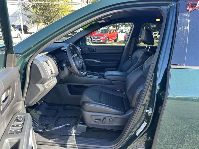 2024 Nissan Pathfinder Rock Creek 2024 Nissan Pathfinder Rock Creek