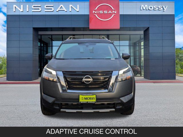 2024 Nissan Pathfinder SL 2024 Nissan Pathfinder SL