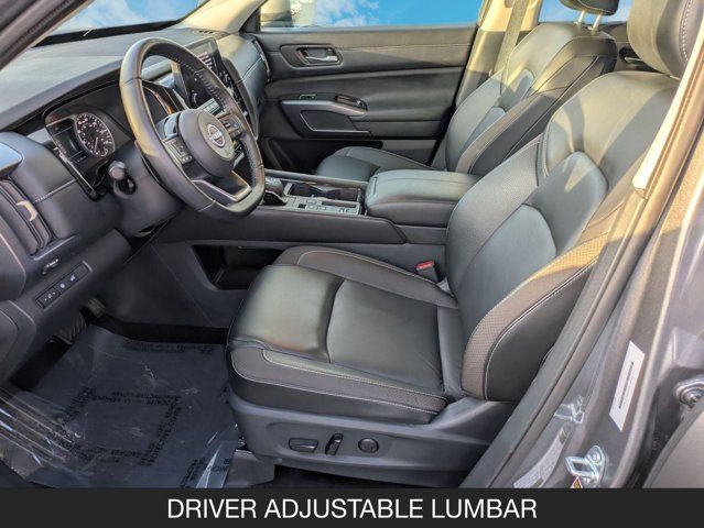 2024 Nissan Pathfinder SL 2024 Nissan Pathfinder SL