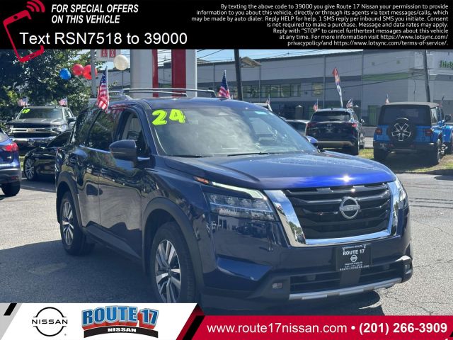 2024 Nissan Pathfinder SL 4WD