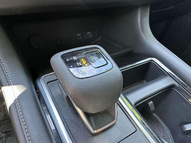 2024 Nissan Pathfinder SL 4WD