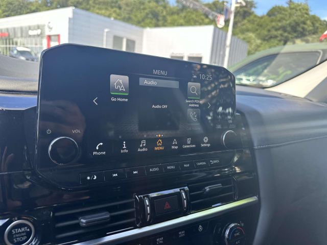 2024 Nissan Pathfinder SL 4WD