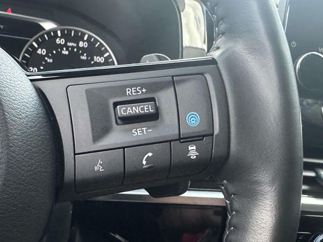 2024 Nissan Pathfinder SL 4WD