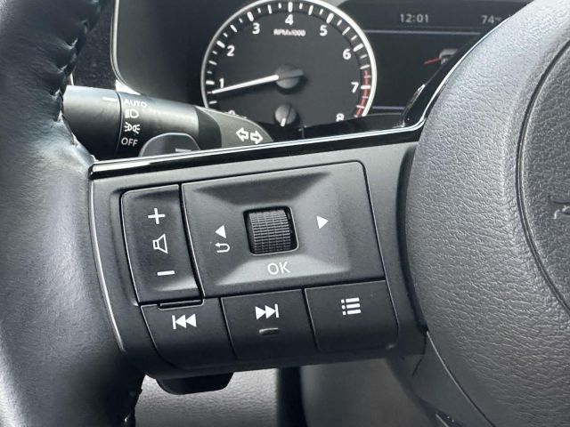 2024 Nissan Pathfinder SL 4WD