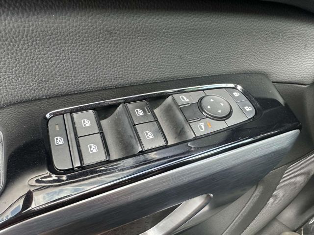 2024 Nissan Pathfinder SL 4WD