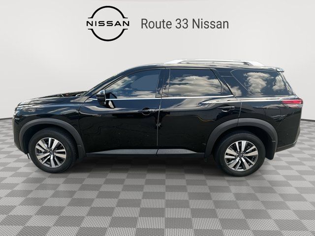 2024 Nissan Pathfinder SL