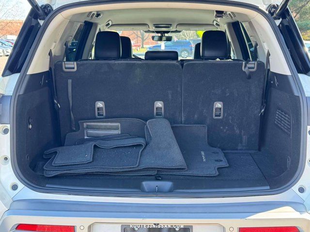 2024 Nissan Pathfinder SL 2024 Nissan Pathfinder SL