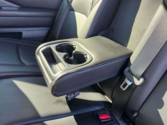 2024 Nissan Pathfinder SL 2024 Nissan Pathfinder SL