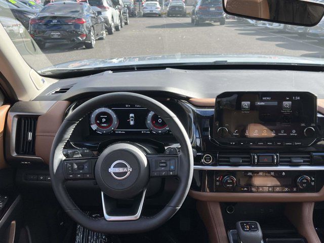 2024 Nissan Pathfinder Platinum