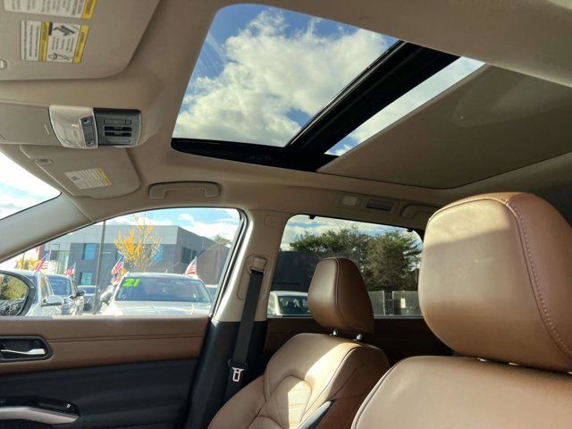 2024 Nissan Pathfinder Platinum