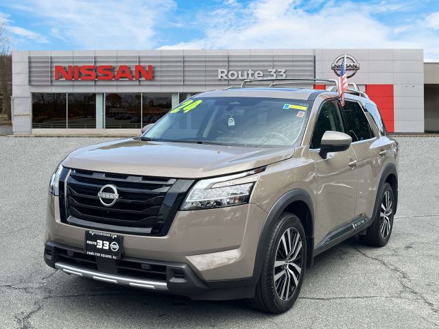 2024 Nissan Pathfinder Platinum 4WD