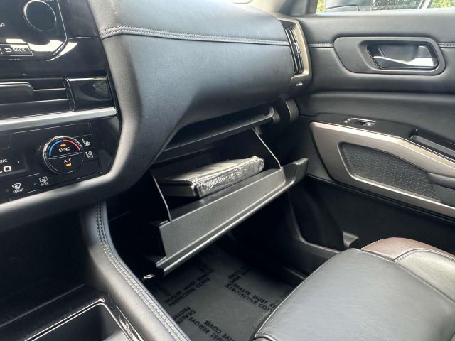 2024 Nissan Pathfinder Platinum 4WD