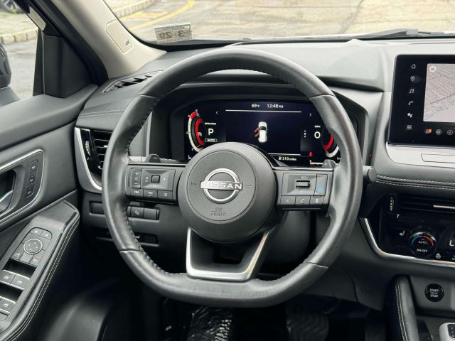 2024 Nissan Rogue AWD Platinum