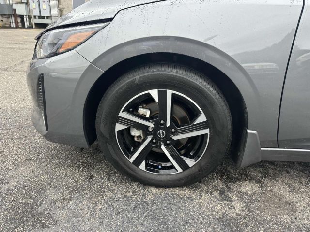 2024 Nissan Sentra SV CVT