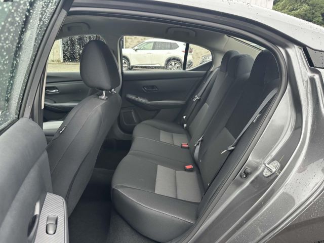 2024 Nissan Sentra SV CVT