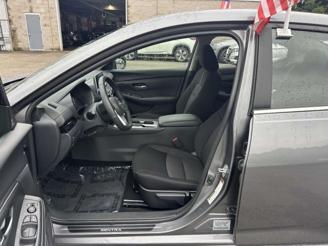 2024 Nissan Sentra SV CVT