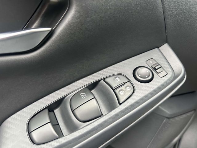 2024 Nissan Sentra SV CVT