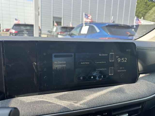 2024 Nissan Sentra SV CVT