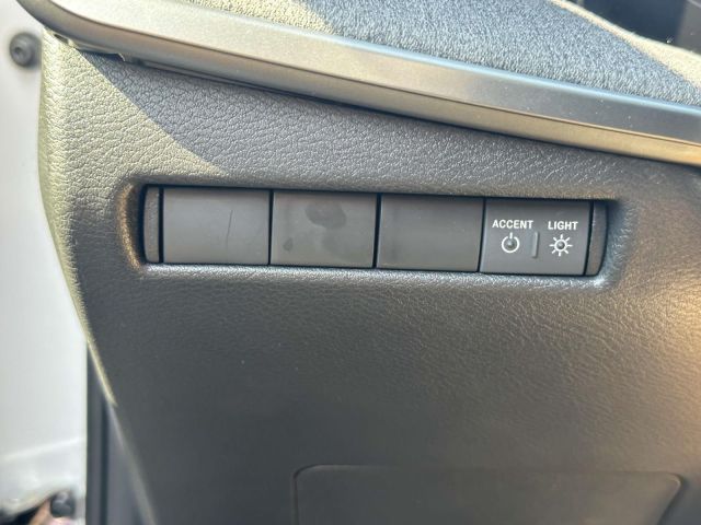2024 Nissan Sentra SV CVT