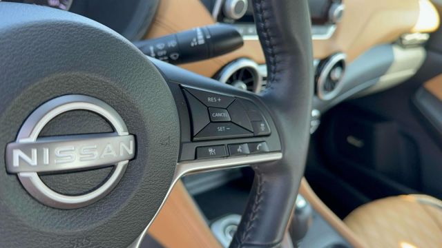 2024 Nissan Sentra SV CVT