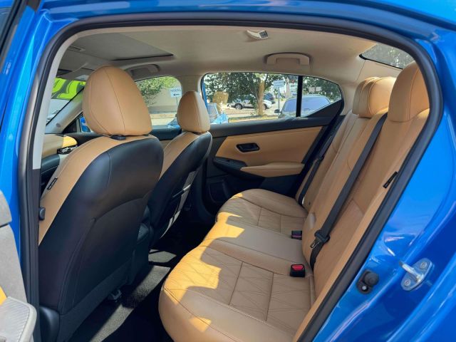 2024 Nissan Sentra SV CVT