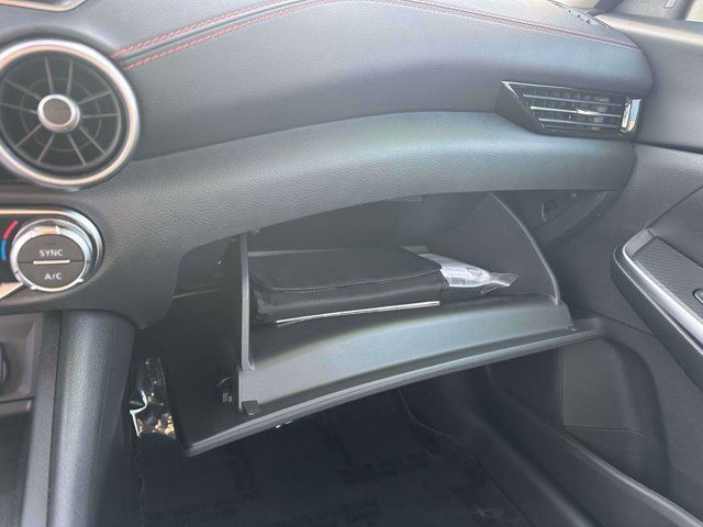 2024 Nissan Sentra SR 2024 Nissan Sentra SR