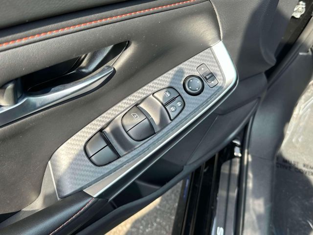 2024 Nissan Sentra SR CVT