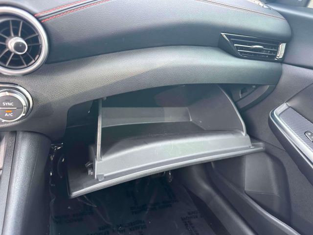 2024 Nissan Sentra SR CVT