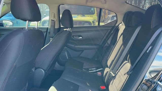 2024 Nissan Sentra SR CVT 2024 Nissan Sentra SR CVT