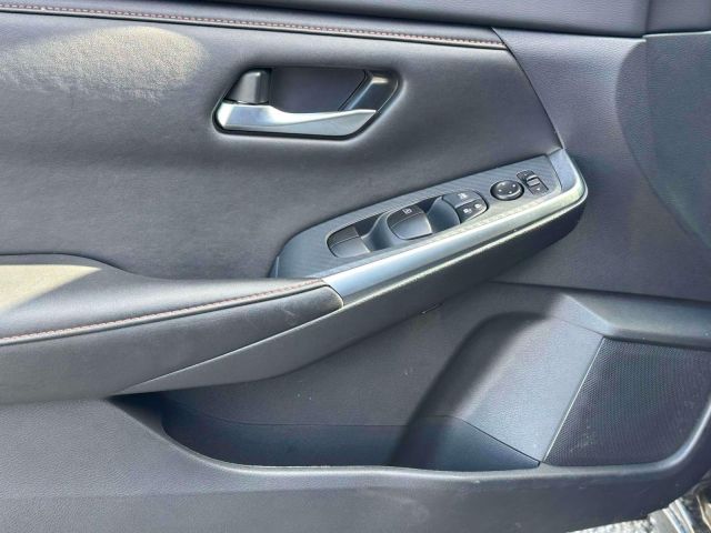 2024 Nissan Sentra SR CVT 2024 Nissan Sentra SR CVT