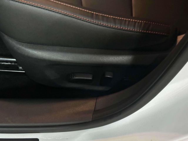 2024 Nissan Sentra SR CVT