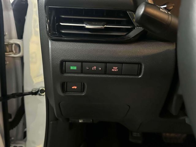 2024 Nissan Sentra SR CVT