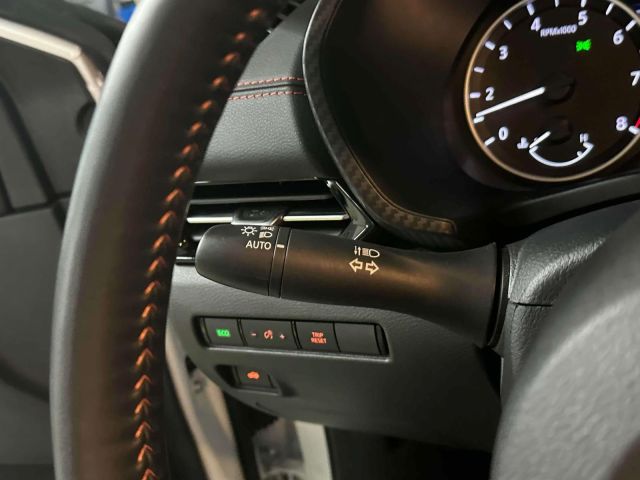 2024 Nissan Sentra SR CVT