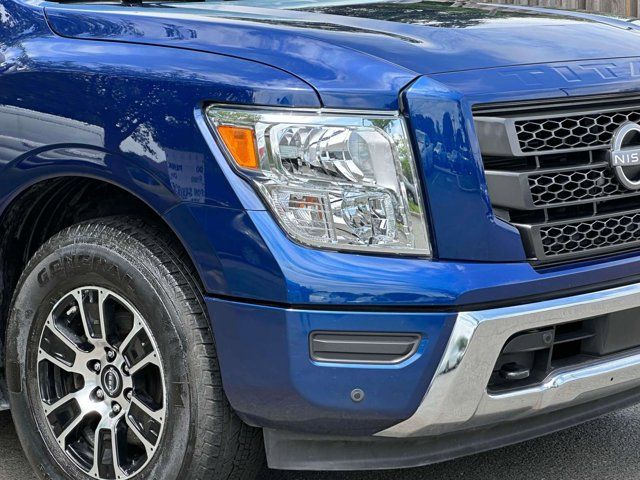 2024 Nissan Titan SV