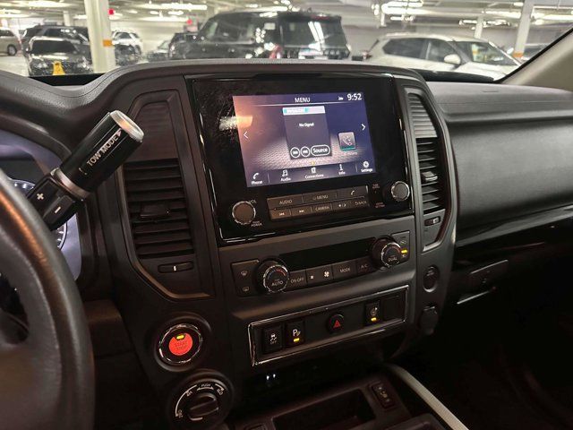 2024 Nissan Titan SV