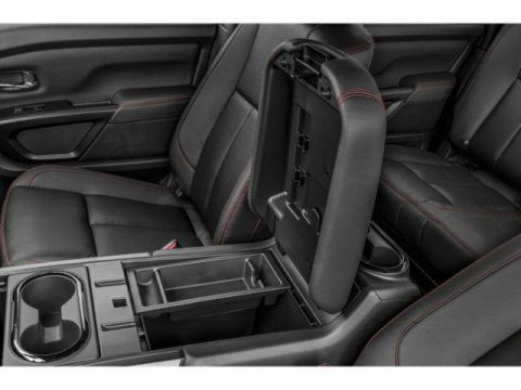 2024 Nissan Titan PRO-4X 2024 Nissan Titan PRO-4X