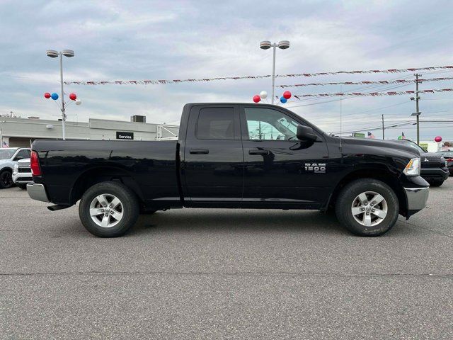 2024 Ram 1500 Classic SLT 2024 Ram 1500 Classic SLT