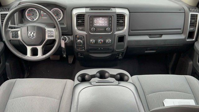 2024 Ram 1500 Classic SLT 2024 Ram 1500 Classic SLT